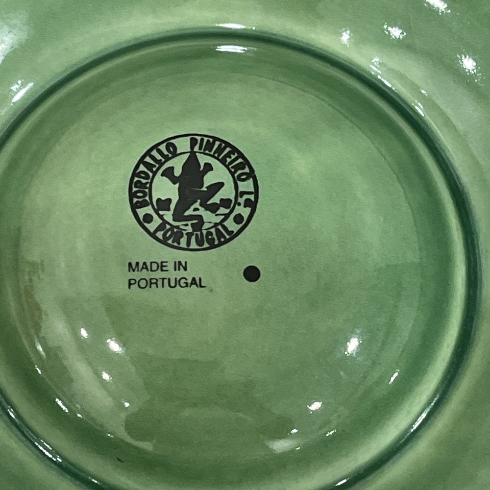 Vtg Bordallo Pinheiro Green Cabbage Leaf Dip Veggies Appetizers Serving Tray - Picture 9 of 9